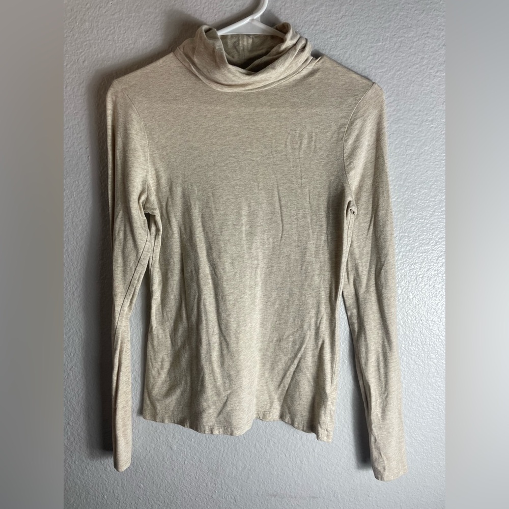 ✨LAST CHANCE ✨Merona Beige Long Sleeve Turtleneck